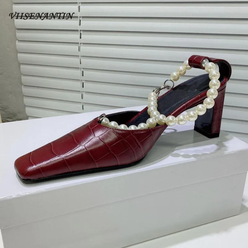 

Pearl Chain Ankle Strap Women Pumps Shoes 2021 New Spring Party Squared Toe Nice Shoe Crocodile Pattern Luxury Sapatos