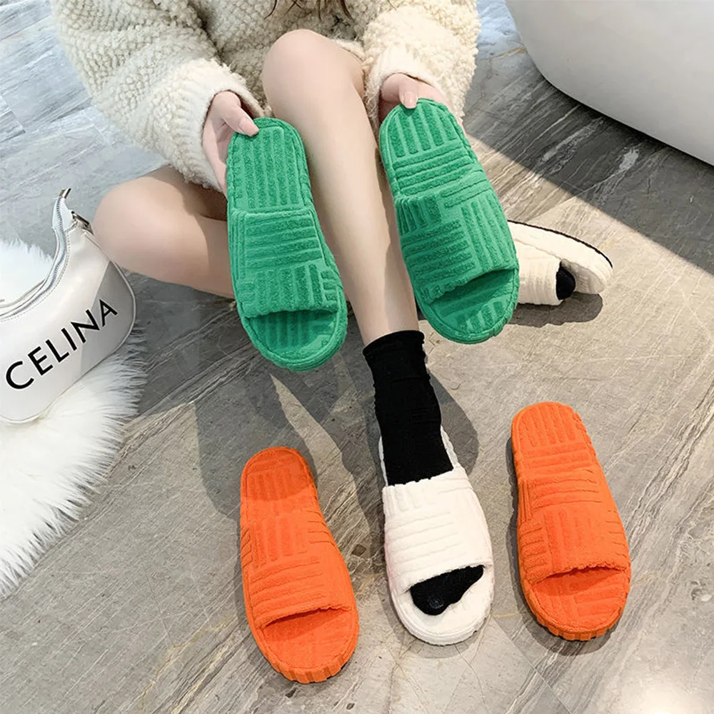 

Warm Women's Wool Shoes Home Suede Round Head Green Thick Bottom Flat Embossed Slippers