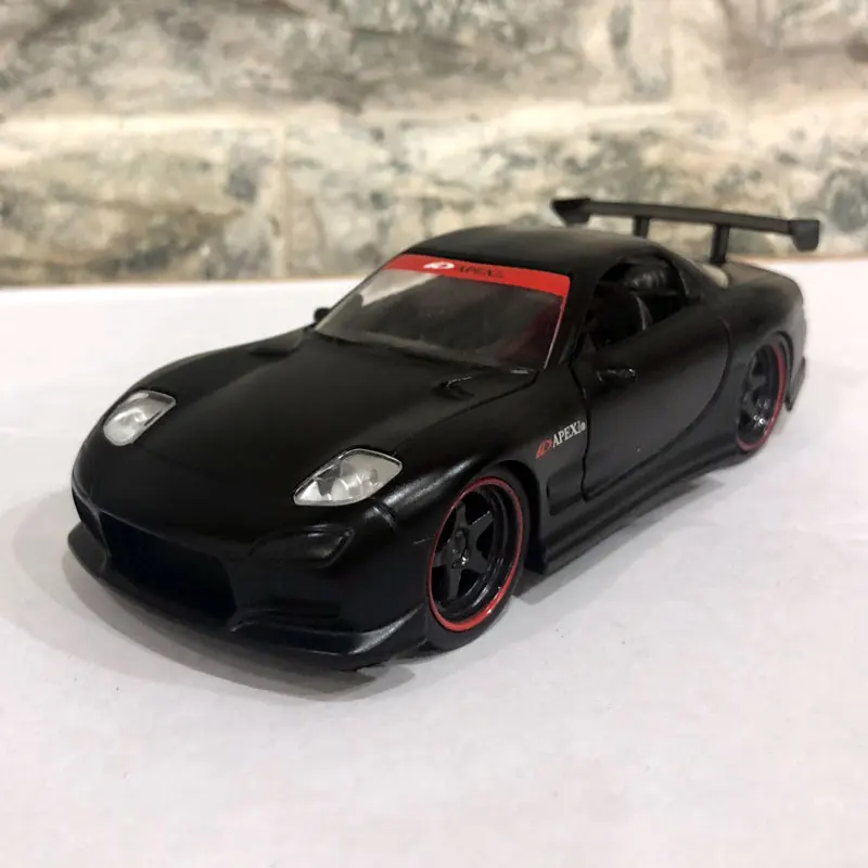 JADA 1/32 масштабная модель автомобиля игрушки Классический 1993 MAZDA RX7 литья под