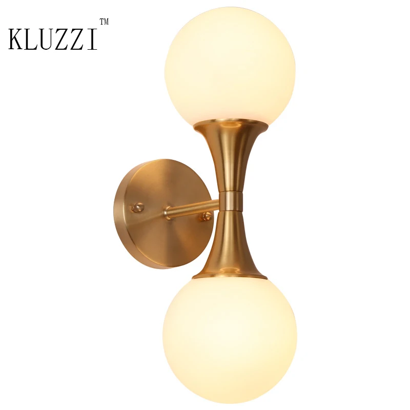 Настенный светильник в скандинавском стиле со стеклянными шариками медный