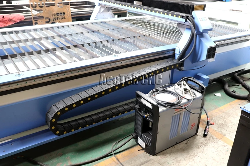 Железные алюминиевые углерода из нержавеющей стали металла с ЧПУ плазменный