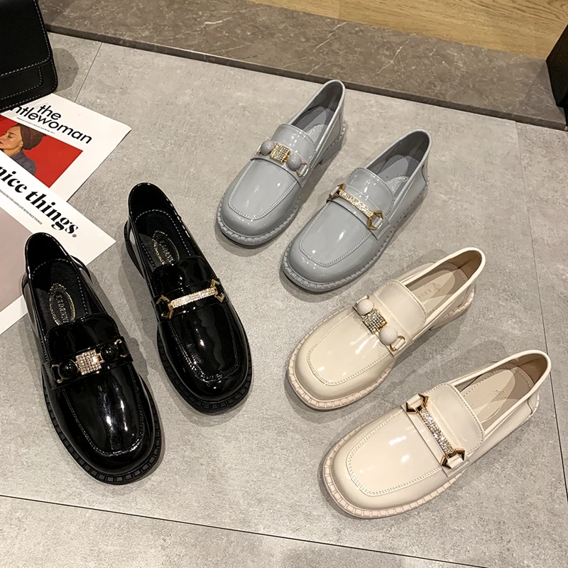 

DLEK Women Lovely Leather Shoes Slip-On Round Toe Mary Jane Crystal Pearl Decoration Spring Elegant Female Loafers