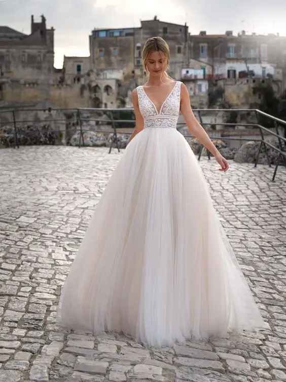 Женское свадебное платье It's yiiya белое кружевное А-силуэта с V-образным вырезом в