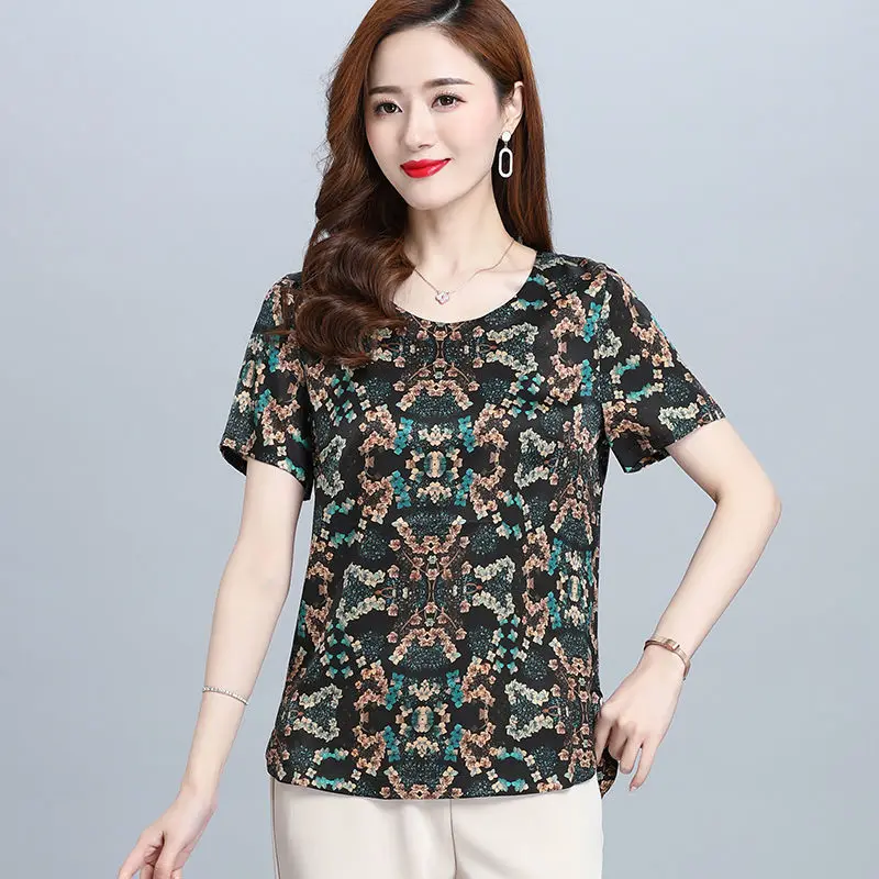 

Ice silk short sleeve T-shirt 2021 new mother's summer wear loose round neck multi color printing large ice silk top female