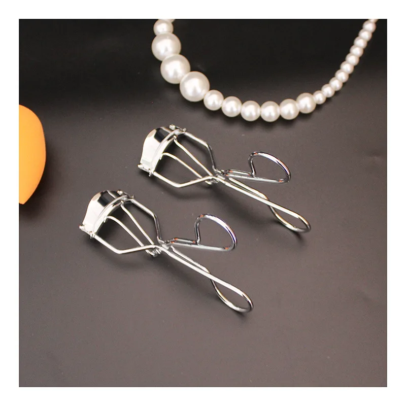 

Eyelash Curler Professional Eyelash Curler Folding False Eyelashes Auxiliary Eyelash Curling Clip Beauty Makeup Cosmetic Tool