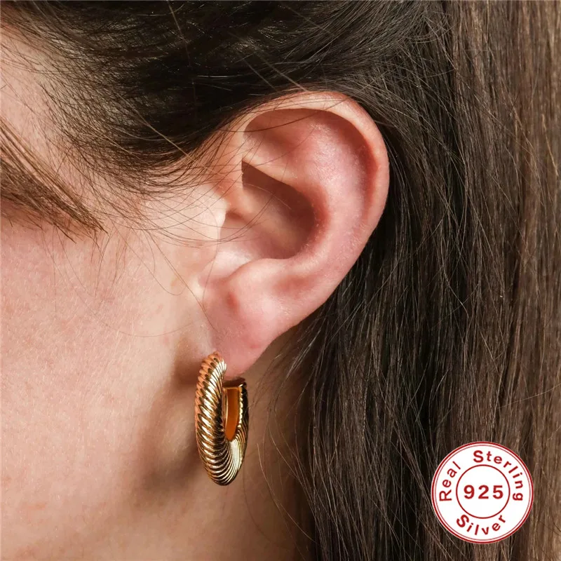 

KOJ C Shape Oversize Geometric Piercing Stud Earrings 925 Sterling Silver Women Earrings 2021 Trend Delicate Unusual Pendientes