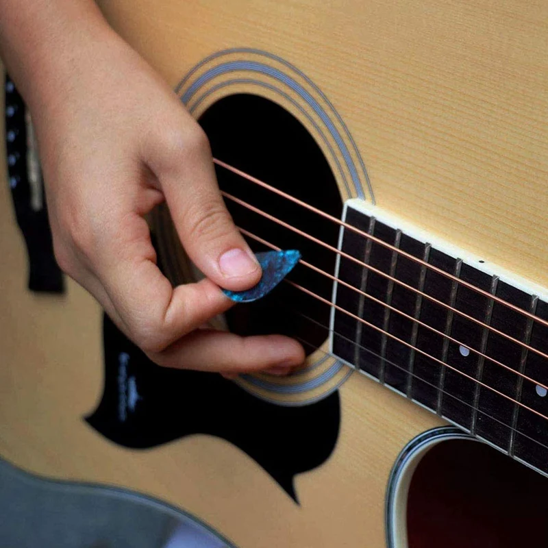 

10Pcs Guitar Picks 5Pcs Guitar Finger Guards Guitar Fingertip Protection Covers Caps for Stringed Instruments