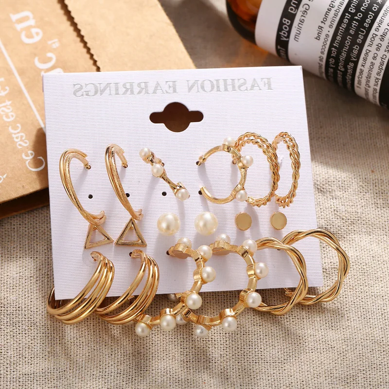 

Fashion Gold Pearl Earrings Set For Women Vintage Metal Hoop Earrings Geometric Circle Drop Earrings 2021 Jewelry
