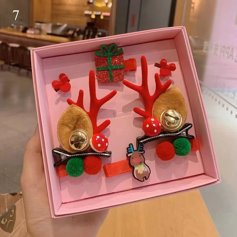 

8/9 Pcs 2022 New Christmas Hair Clips Cute Cartoon Antler Hairpins Lovely Pompom Kids Hair Clip Barrettes Girls Hair Accessories