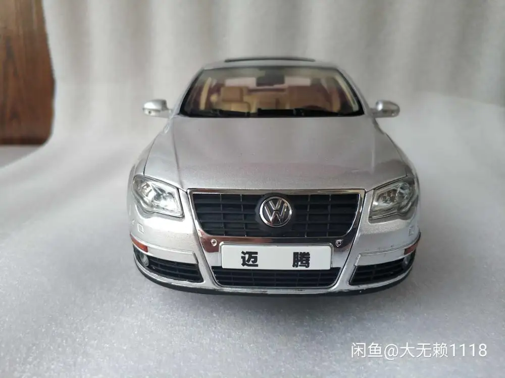 

1:18 Diecast Model for Magotan Euro Passat B6 2008 Sedan Alloy Toy Car Miniature Collection Gift Sega