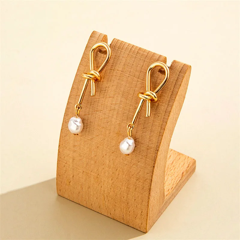 

Fashion Bowknot Gold Plated Drop Earrings for Women Elegant Round Pearl Stud Earrings Stylish Jewelry Personality Gifts