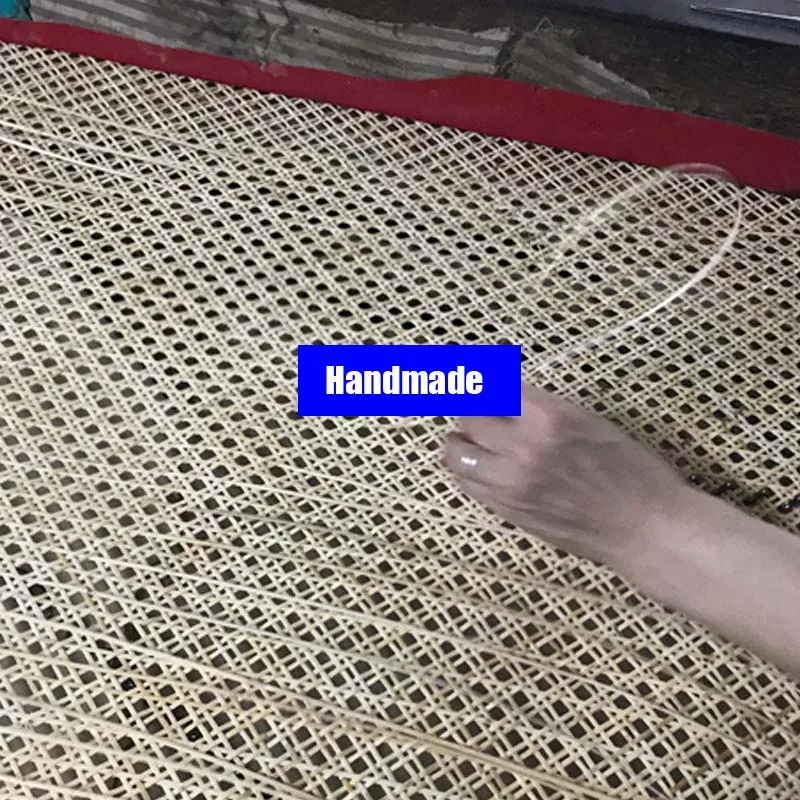 Рисунок 2 - Маленькая легкая голубая натуральная