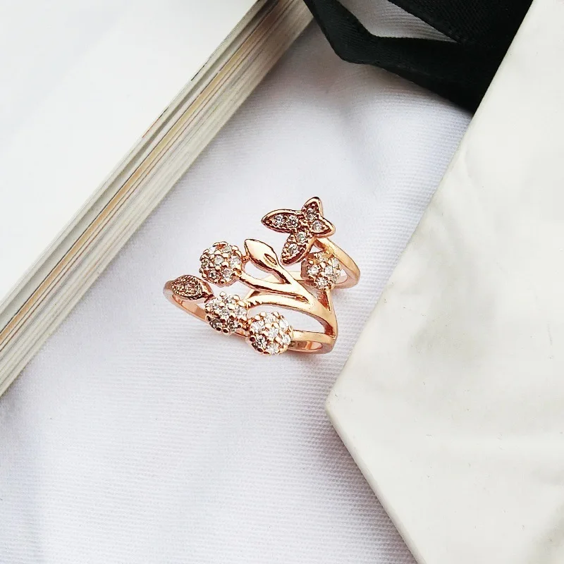 

Luxury Crystal Butterfly Tree Leaf Wedding Rings for Women Fashion Engagement Jewelry White Crystal Open Adjustable Finger Ring