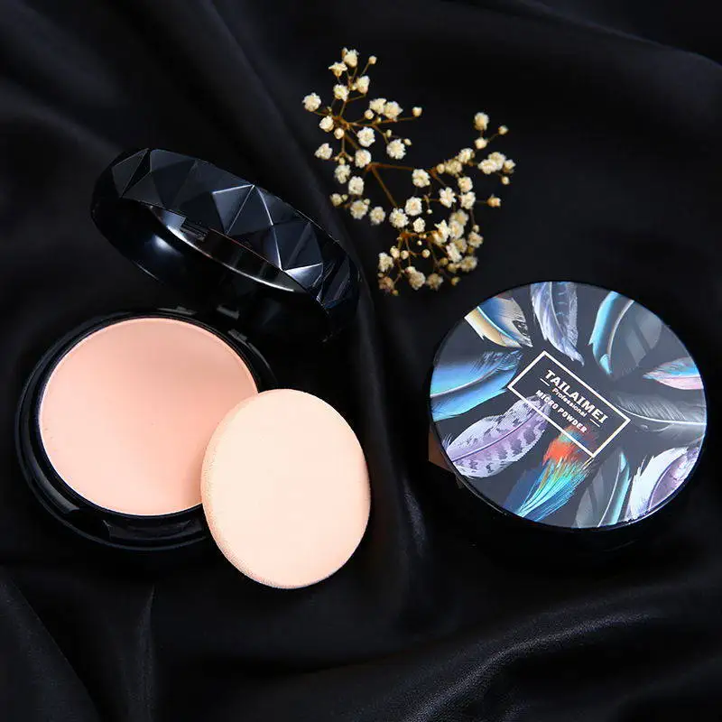 Двухцветная натуральная пудра для лица минеральная основа жирной кожи