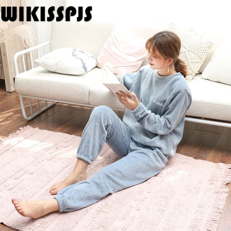 

Новинка зимы 2022, коралловый кашемировый свободный ветер, универсальный толстый строгий женский пижамный комплект, комплекты для отдыха