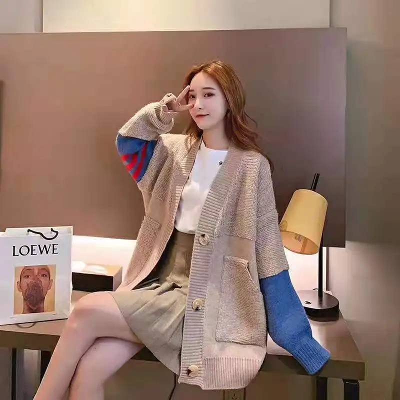 Женский Повседневный вязаный кардиган с v-образным вырезом и буквенным принтом