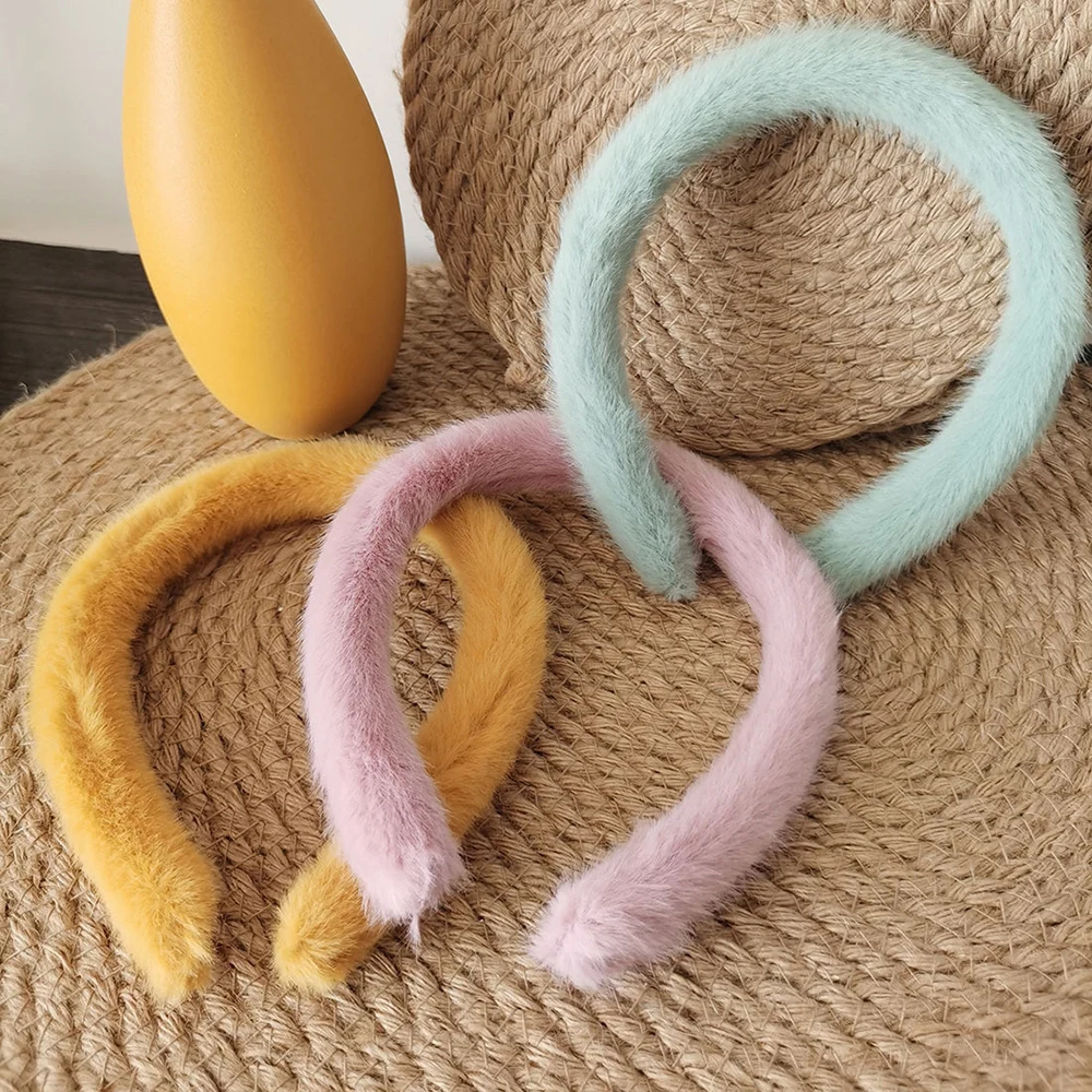 

2021 New Arrive Sweet retro women elegant rabbit fur hairbands hair accessories 6 colours headbands
