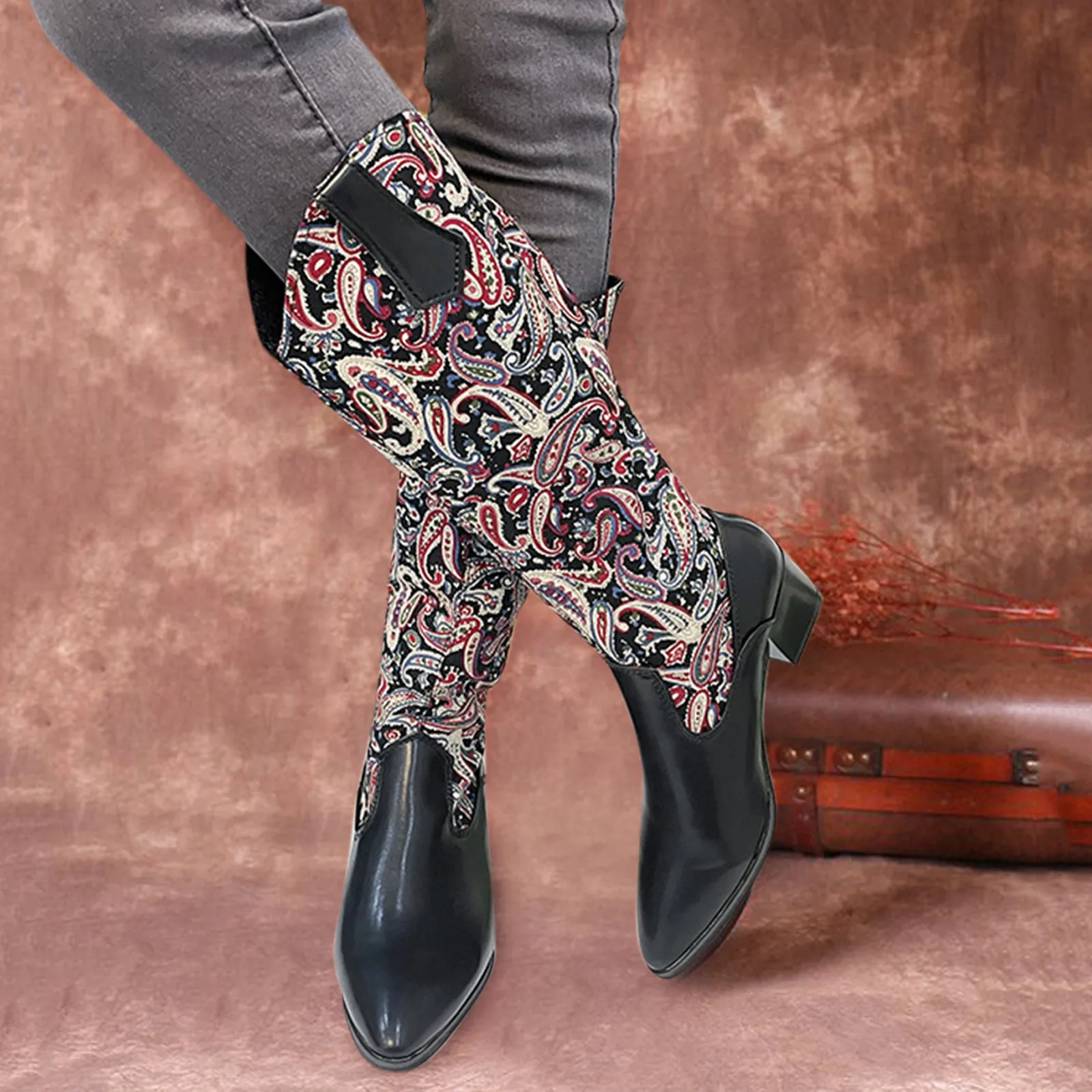 

Женские ботинки, женская обувь, модные осенне-зимние повседневные короткие ботильоны в римском стиле, кожаная обувь с вышивкой на массивном...