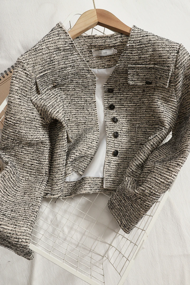 

Elegant Contrast color tweed short jacket women's autumn clothing new temperament breasted V-neck jacket for womens coat tops