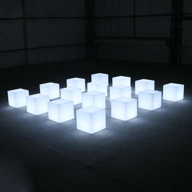 Светодиодная садовая лампа RGB с дистанционным управлением водонепроницаемая для