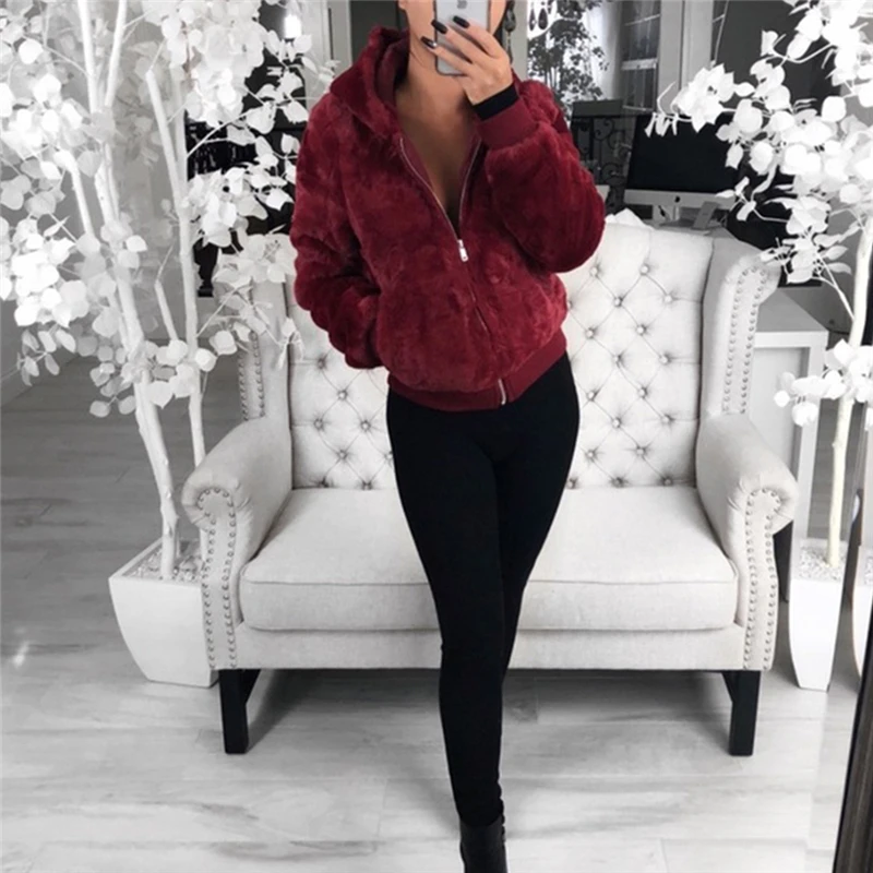 

Coats & Jackets