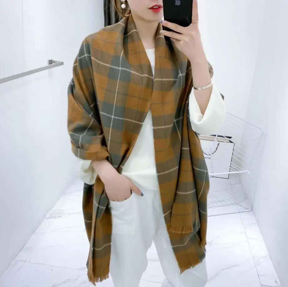 Женский шарф grueso шаль caliente bufanda grande chal mujeres envolturas Винтаж Polar a prueba de viento chal шарфы 140*140 см