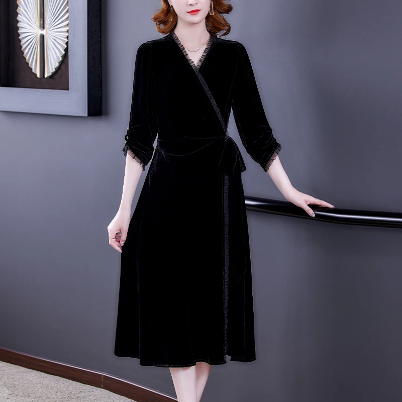 

Autumn Winter Black Velvet Thick Warm Midi Dress Women Korean Vintage Casual Dresses 2023 New Elegant Bodycon Office Lady Dress
