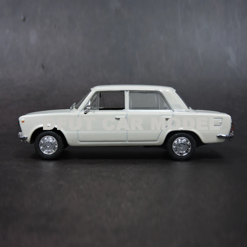 Игрушечная машинка из 1:43 сплава модель 125P игрушечных машин для детей