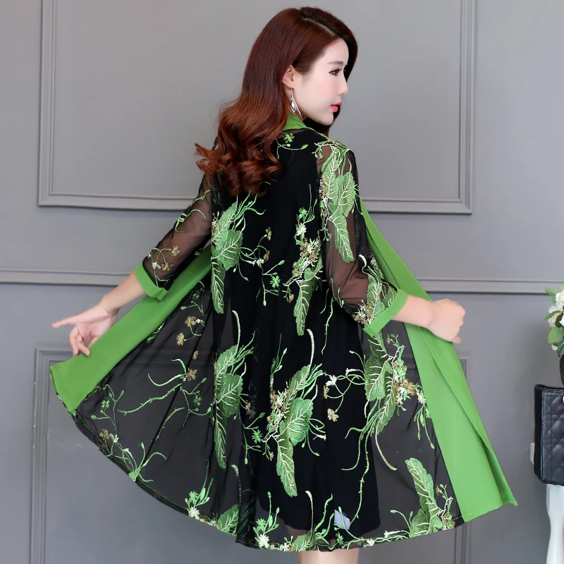 

Women Vintage Floral Embroidery Shirts Loose Shawl Kimono Cardigan Tops Long Sunscreen Outwear Lady Clothing Blusas Plus Size