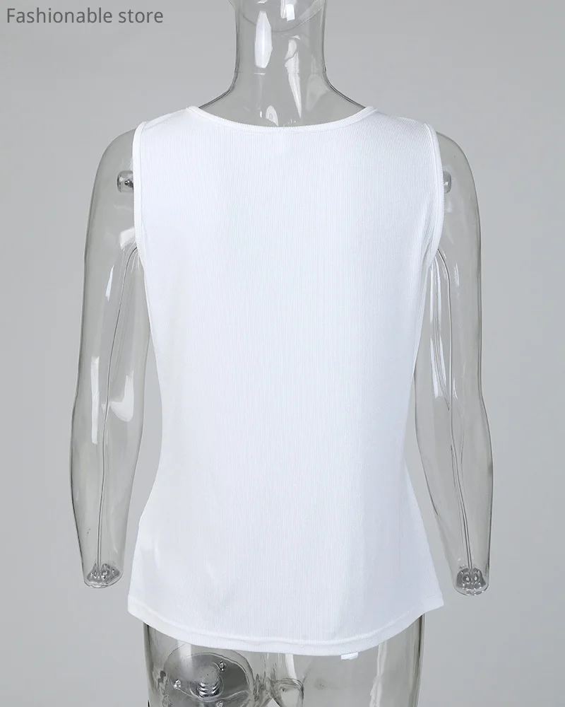 

Women Solid Color Sleeveless Buttoned Design Ribbed Top