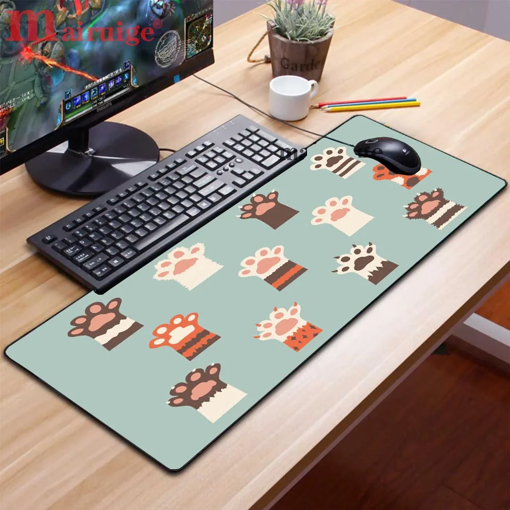 

Cute Cat's Paw Large Mouse Pad Gamer Pad Rubber High Quality Suitable for Desk Pad, Eye Protection, Comfortable Non-slip XL CSGO