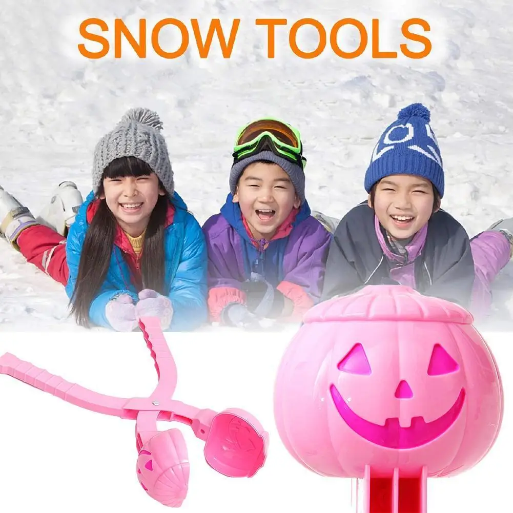 

1pc Lovely Football Snowball Clip Maker Clip Children Outdoor Winter Sand Mold Tool Creative Outdoor Fun & Sports