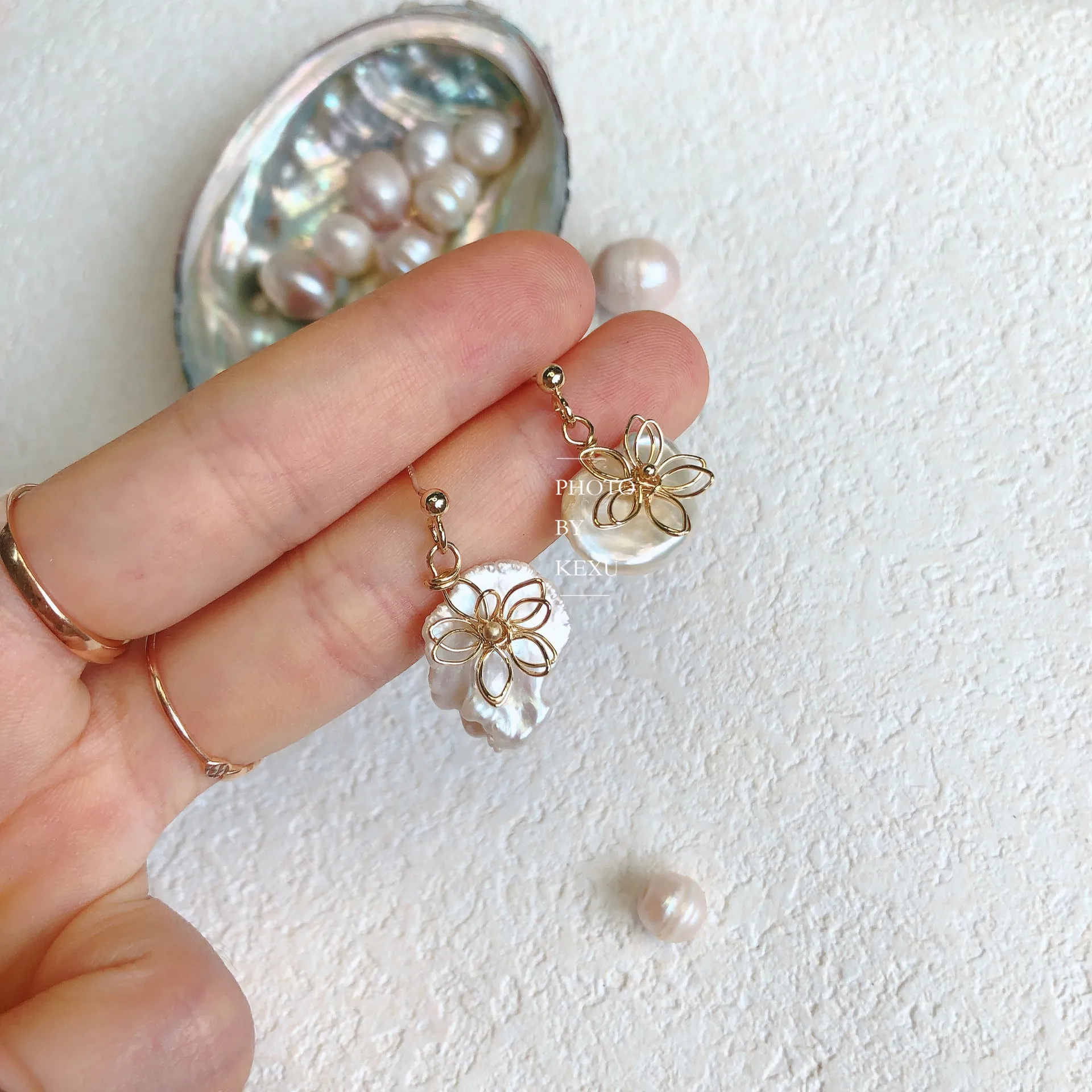 

French Vintage Gold-plated Earrings Personalized Fashion Flower Silver Earrings with Pearl 2021 New Items Jewelry for Women
