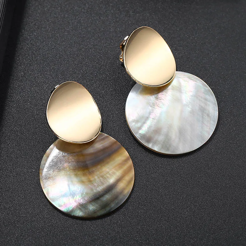 C New Design Golden Natural Round Shell Non Pierced Clip on Earrings Ear Clips for Women Bijoux Brincos Party Gift jewellry - Окраска металла: C