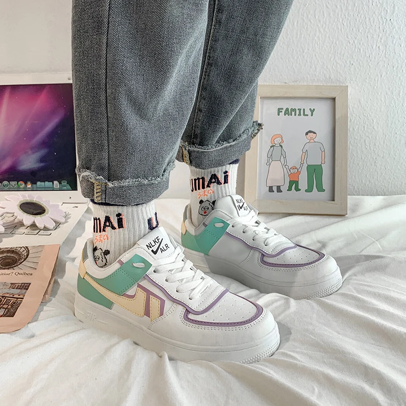 

Net red fashion board shoes small white shoes women's 2021 new in leisure running shoes women's s s Korean version