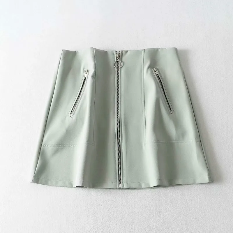 

Женская короткая трапециевидная юбка с карманами на молнии спереди