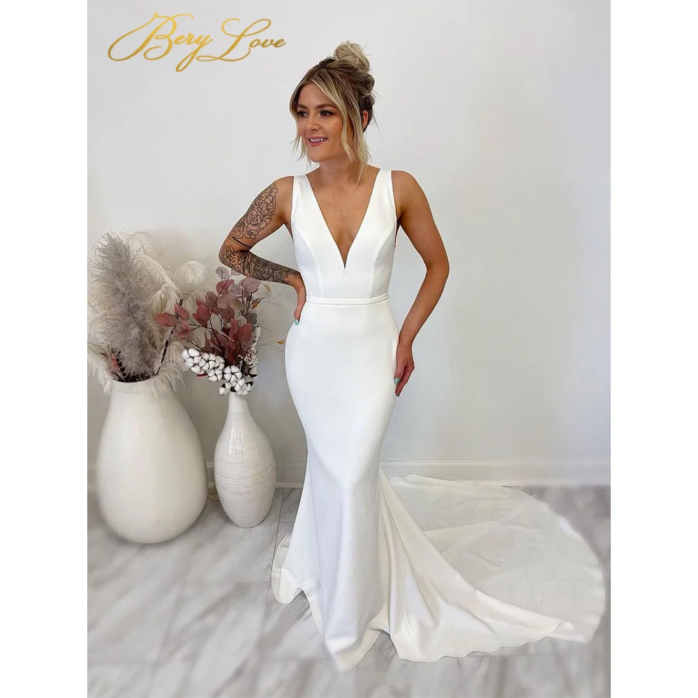 

BeryLove White Mermaid Two pieces Tulle Split Wedding Dress Satin V Neck Backless Bridal Dress Long Fish tail vestido novia