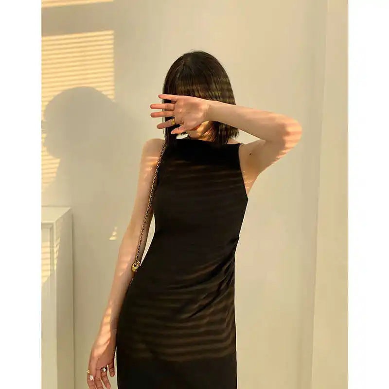 

New style suspender skirt temperament sexy dress, slim and age reducing, one line shoulder split fashion, hot girl one step