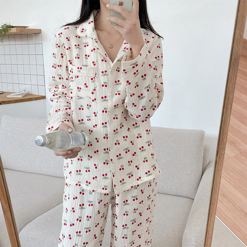 

Весенний пижамный комплект с принтом вишни, женский корейский мягкий милый домашний костюм, рубашка + длинные брюки, комплект из двух предме...