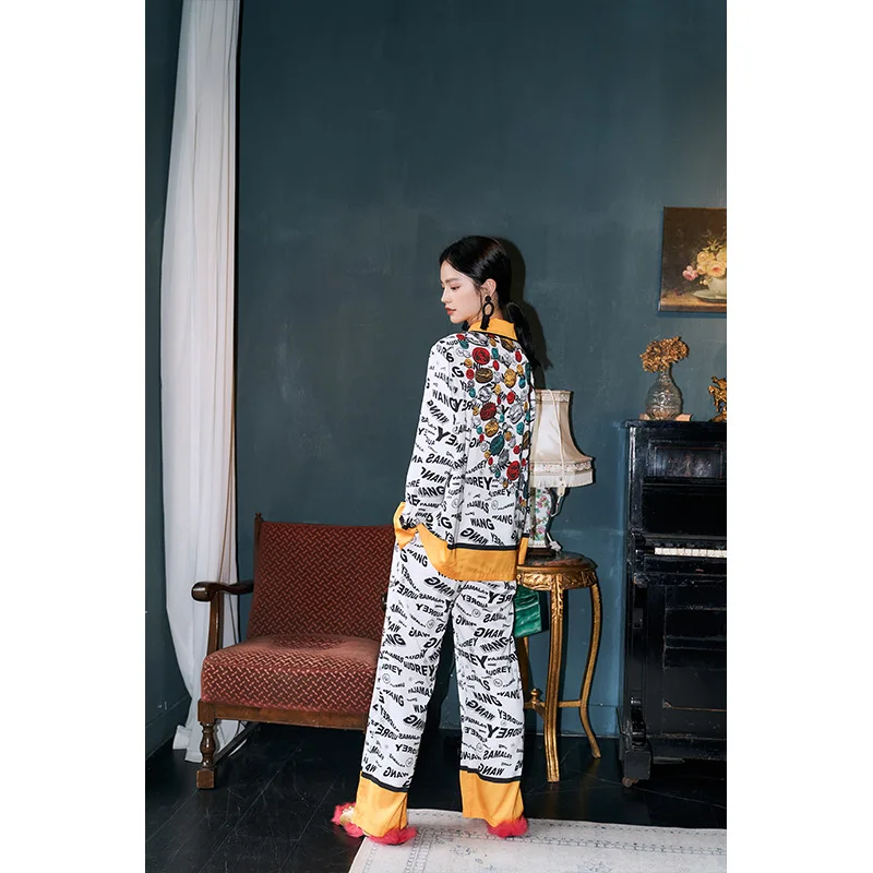 Maison Gabrielle Monogram Coin Letter Printed Pajamas Set Loungewear Sleepwear for Women Silk Satin 2 Pcs Long Sleeve Pyjama