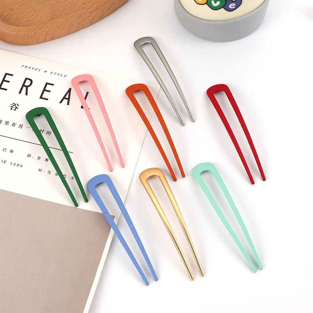 

2021 New U Shape Hair Clips Grips Convenient Simple Plastic Forks Styling Tool Hairpins Newly Magic Bending Hairwear Decoration