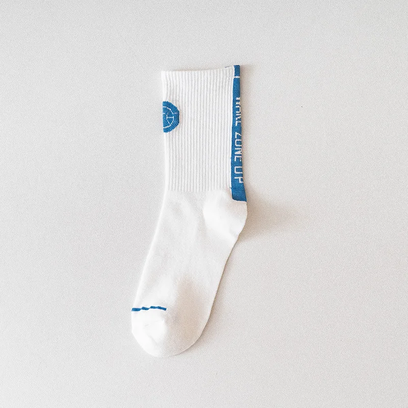 

Happy and fun men's sports basketball socks cute ladies Harajuku mid-tube socks Christmas gifts long socks
