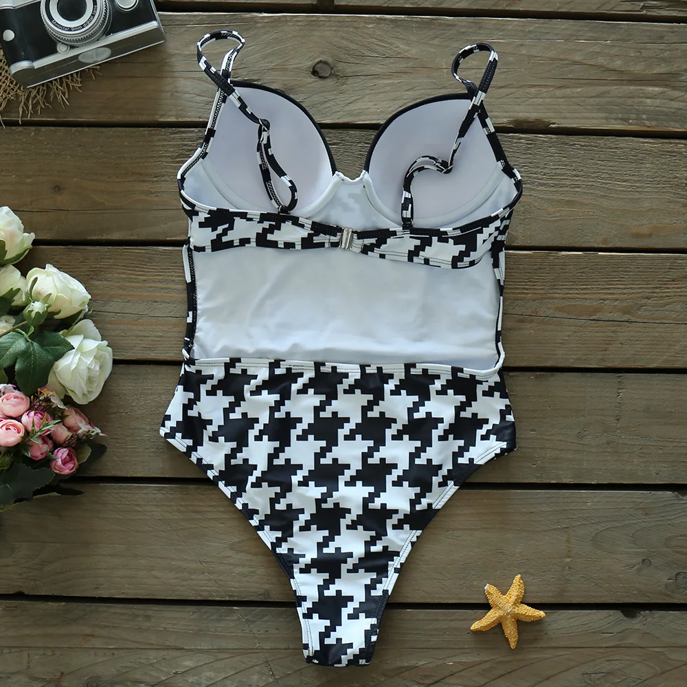

Sexy Black White One Piece Swimsuit 2021 New Push Up Swimwear Women Bathing Suit Monokini Beachwear