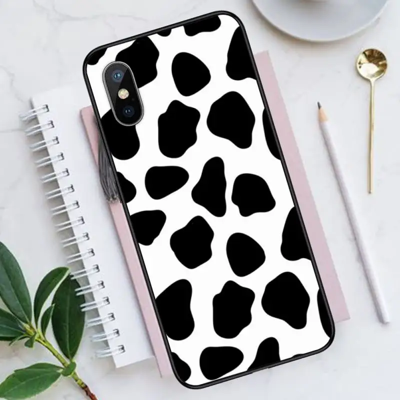 

Milk cow animal pattern Phone Case for iPhone 11 12 pro XS MAX 8 7 6 6S Plus X 5S SE 2020 XR Luxury brand shell funda coque