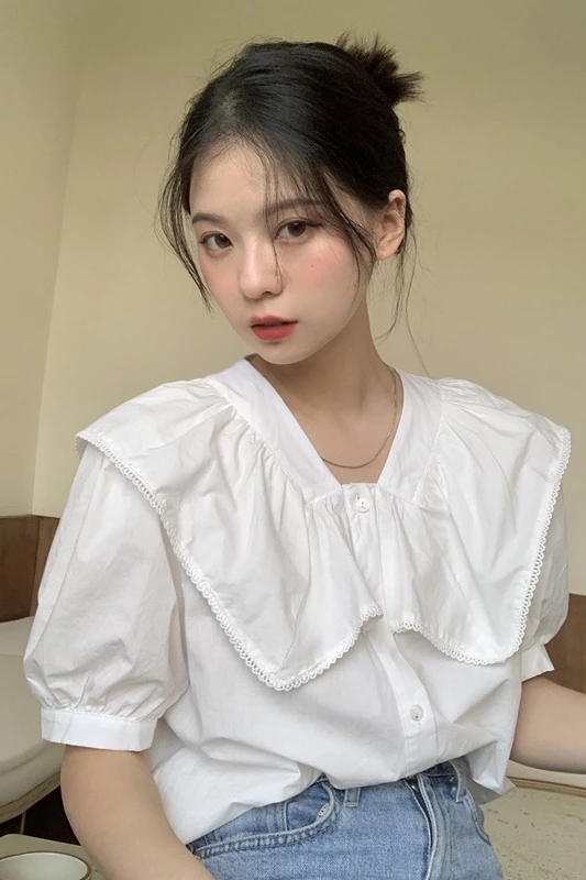 

Women's Blouses and Shirts Doll led white short-sleeved shirt female summer chic French gentle hubble-bubble sleeve blouse