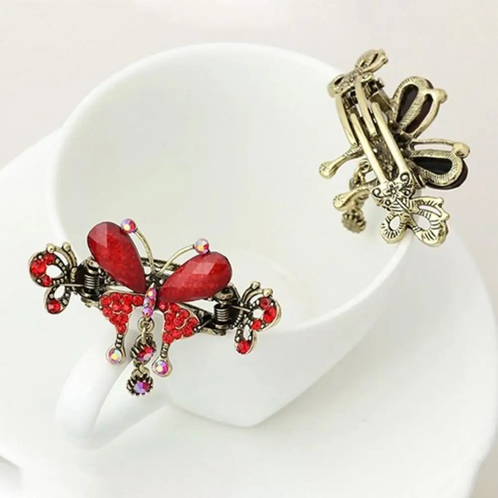 Женская заколка для вечерние в виде бабочки с цветком| |