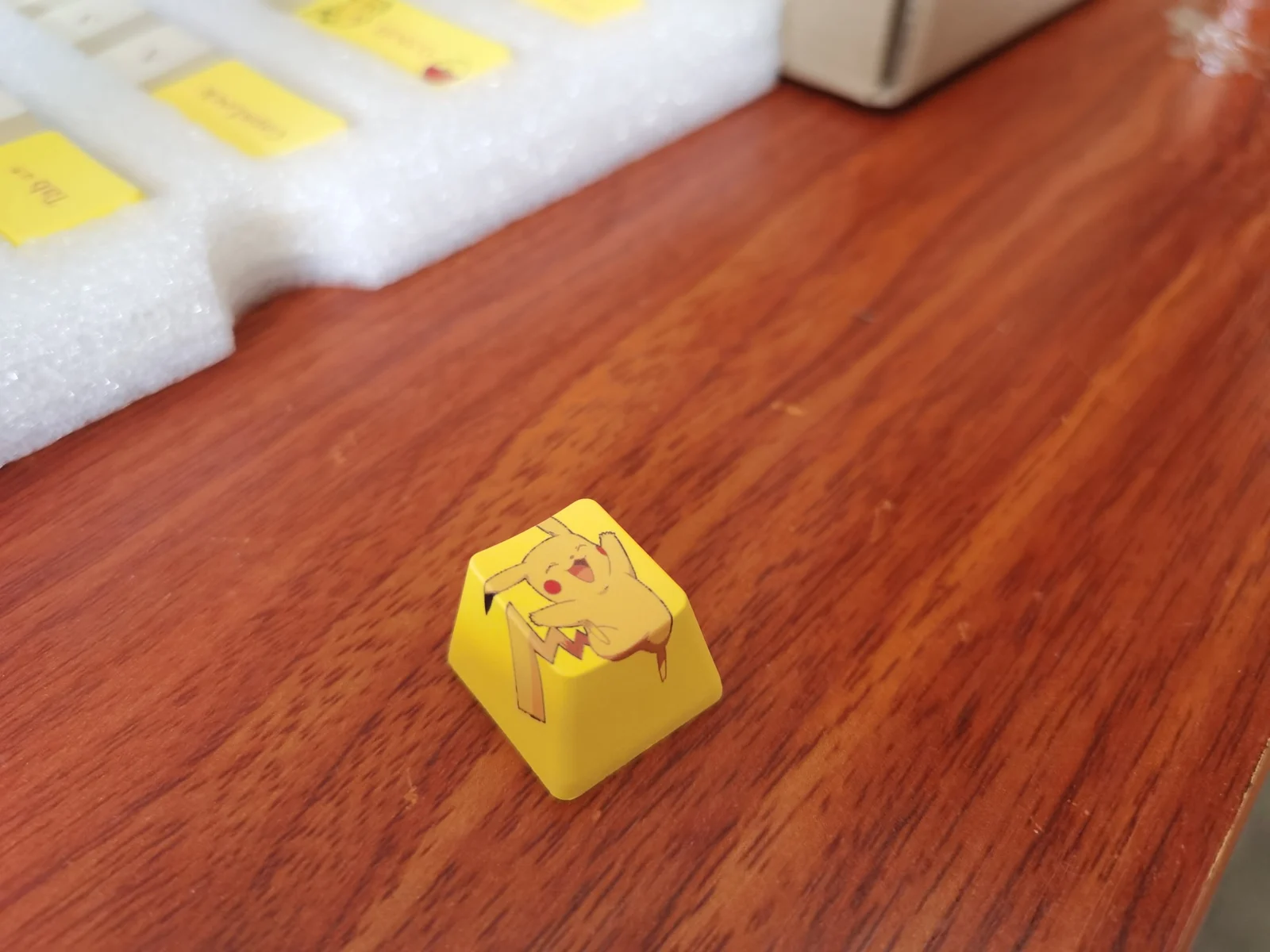 

1 set PBT dye subbed key caps for MX switch mechanical keyboard Cherry profile key cap for Ice cream Mario Pika Cherry mx8.0