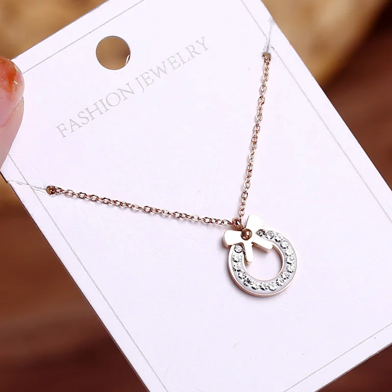 Rose gold titanium steel necklace Anti-allergy and non-discoloration Bow tie clavicle | Украшения и аксессуары