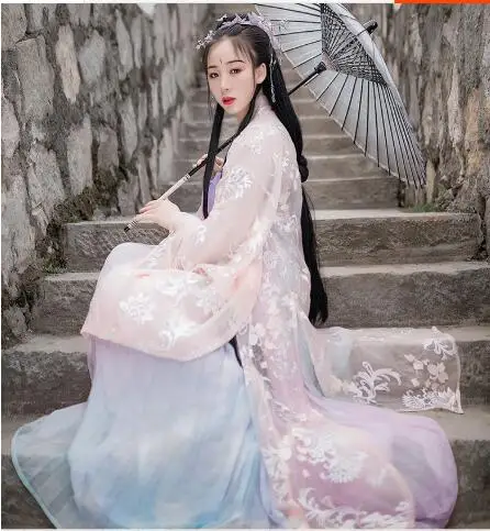 

Costumes & Accessories