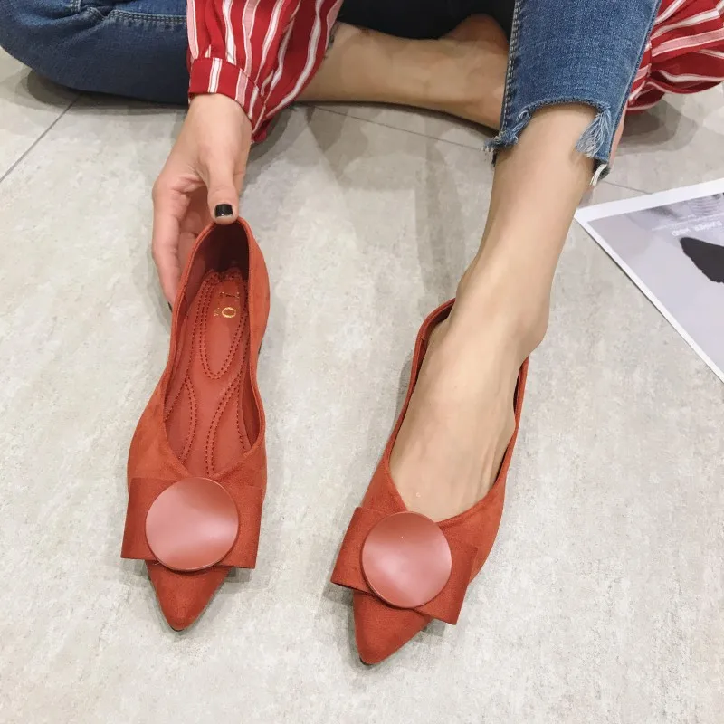 Женские балетки с пряжкой и острым носком офисные свадебные туфли красного цвета